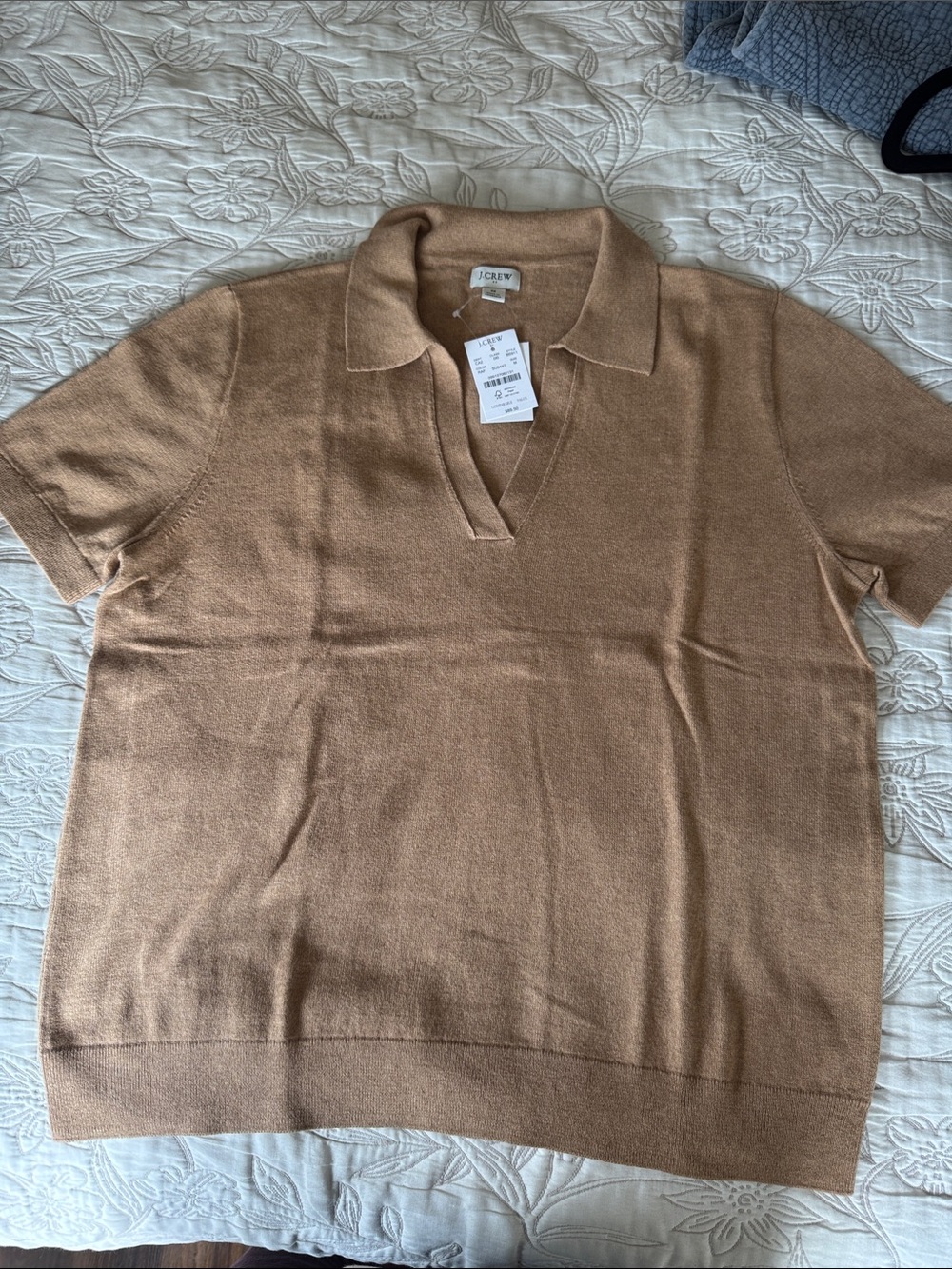 J. Crew Women’s V‑Neck Short‑Sleeve Sweater in Camel Brown size M - NWT